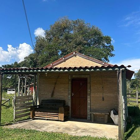Chales E Camping Taquaral São Tomé das Letras Exterior foto